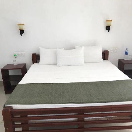 Seachange Bed & Breakfast Talpe Luaran gambar