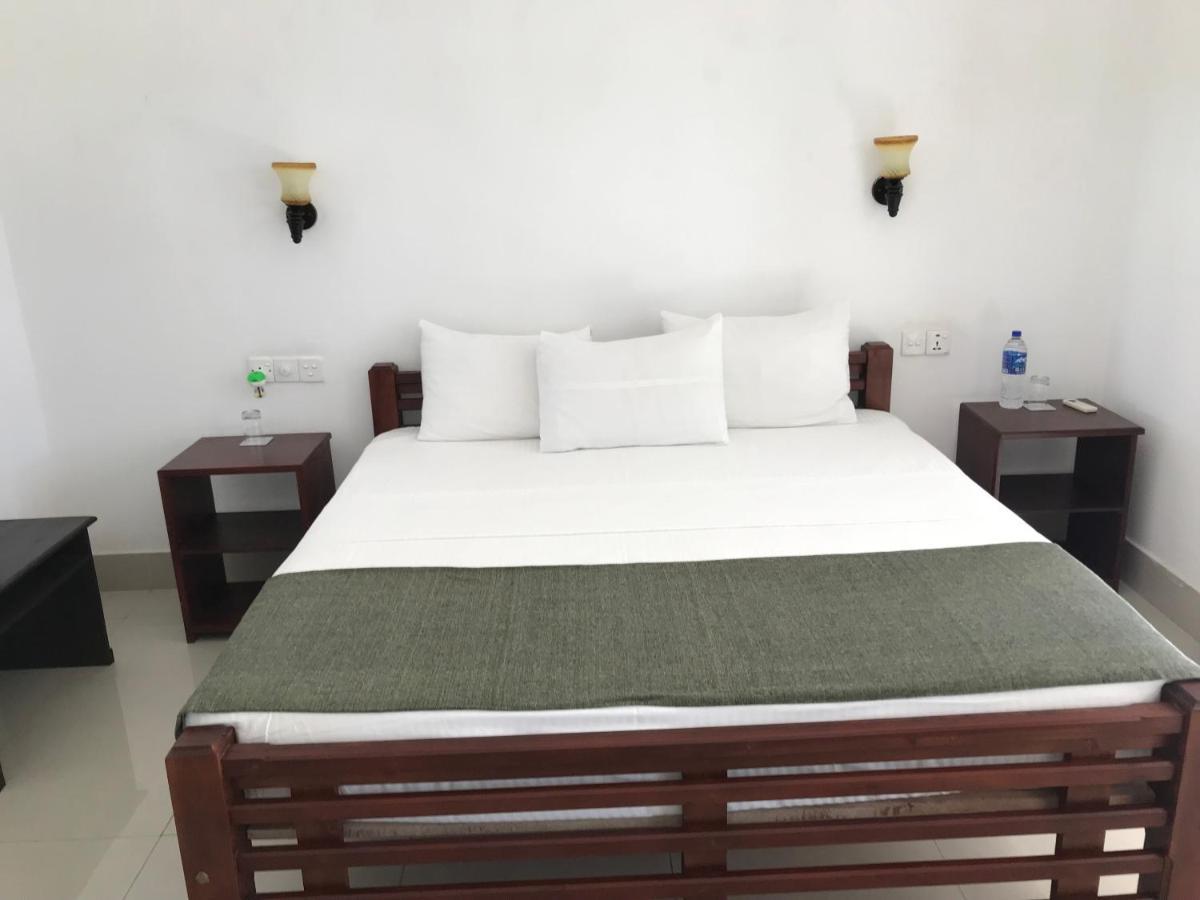 Seachange Bed & Breakfast Talpe Luaran gambar